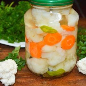 How to prepare Korean cauliflower for the winter: a classic recipe and its variations