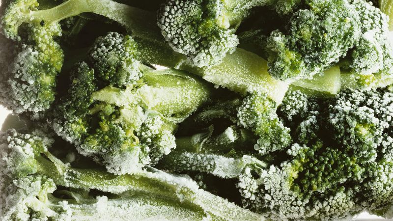 Simple and delicious do-it-yourself broccoli blanks for the winter