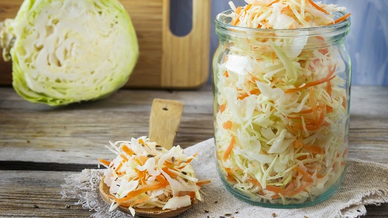 Making preparations for the phases of the moon: when is it better to salt cabbage for the winter according to the lunar calendar