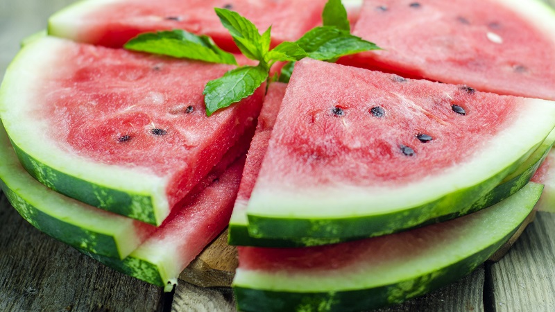 How to use watermelon for cystitis: how much you can eat during the day
