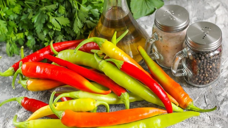 How to deliciously prepare Tsitsak pepper for the winter: the best recipes and recommendations of experienced housewives