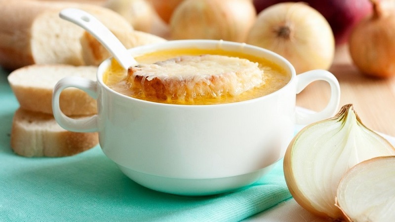 How to cure a cough with an onion