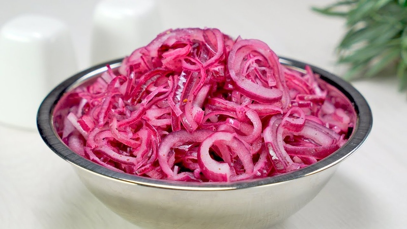 The most delicious recipes: how to pickle onions in vinegar