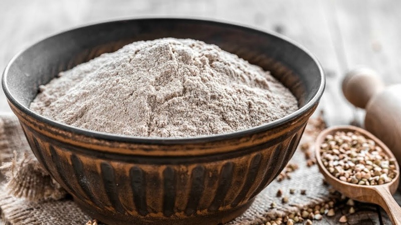 Why is ground buckwheat with kefir useful and how to use it correctly for weight loss and cleansing