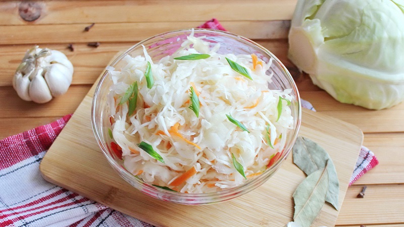 We make preparations wisely: why sauerkraut becomes soft, does not crunch and how to avoid it