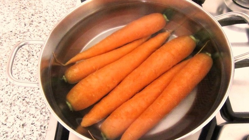 Why boiled carrots are healthier than raw