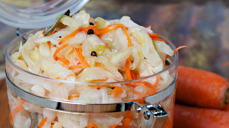 Sauerkraut - composition, benefits and rules of use