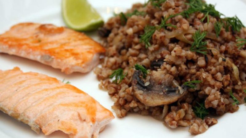 We compose the menu wisely: what is buckwheat combined with with proper nutrition
