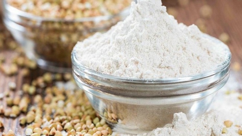 Why is green buckwheat flour useful and how to use it correctly