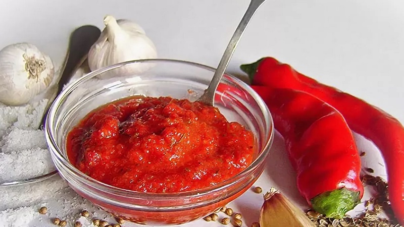 Bitter pepper for the winter - lick your fingers: recipes with photos and step-by-step instructions for cooking