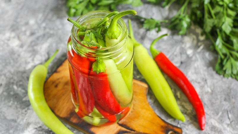 Bitter pepper for the winter - lick your fingers: recipes with photos and step-by-step instructions for cooking