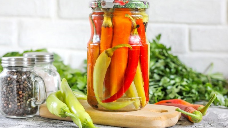 Bitter pepper for the winter - lick your fingers: recipes with photos and step-by-step instructions for cooking