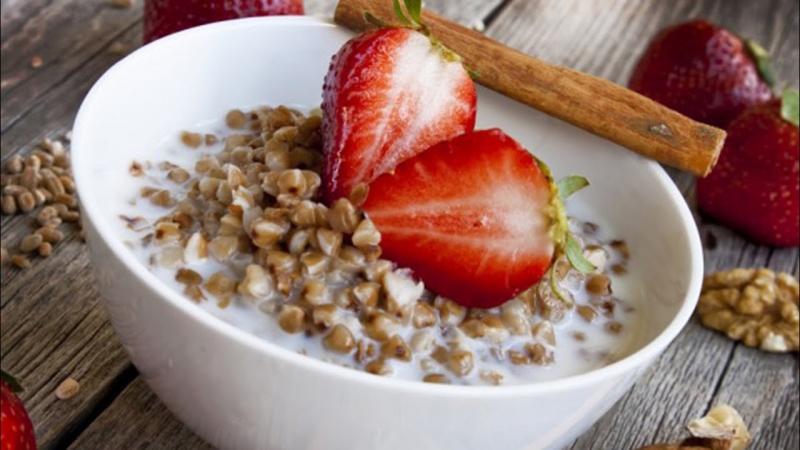 Calorie content and BZHU of boiled buckwheat with milk