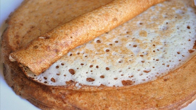 How whole wheat flour is made and where it is used
