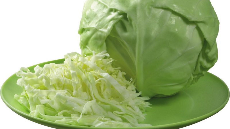 How to salt cabbage so that it is crispy: recipes in jars and a saucepan