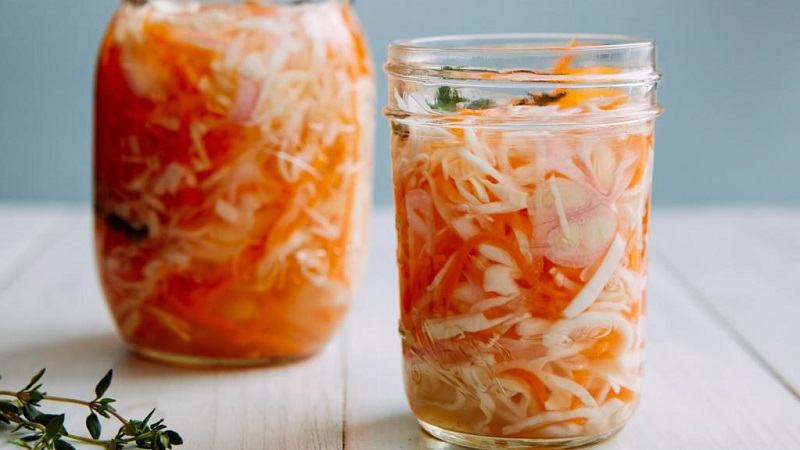 How to salt spicy cabbage for the winter: popular recipes and useful recommendations