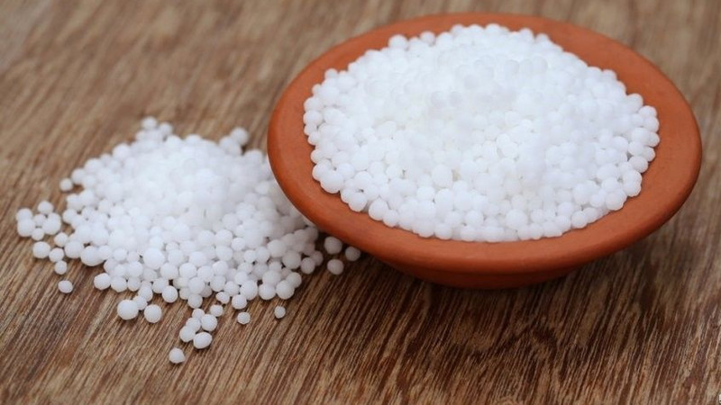 How and why to use urea after wheat flowering