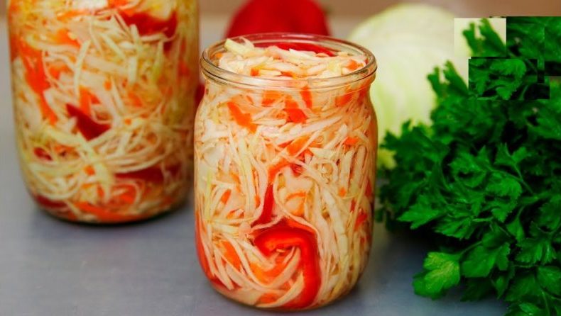Simple and delicious recipes for making sauerkraut with vinegar