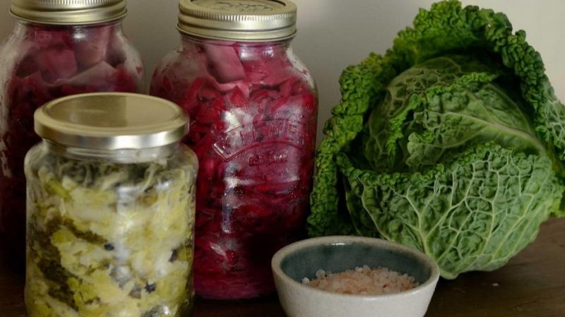 Is it possible to ferment savoy cabbage for the winter, how to do it and what ingredients to use