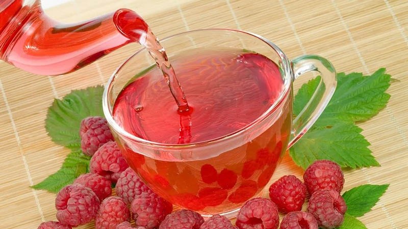 Raspberries: beneficial properties of berries and possible harm