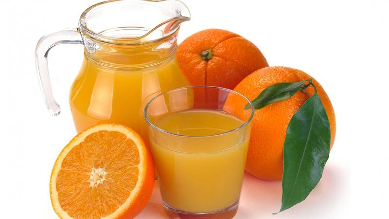 Can I drink orange juice on an empty stomach: the benefits and harms of freshly squeezed citrus