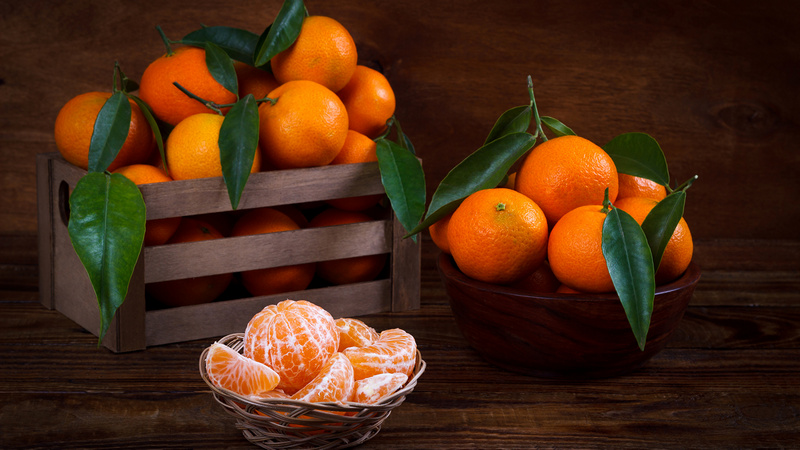 What is the Difference Between Clementines and Tangerines and What's Healthier