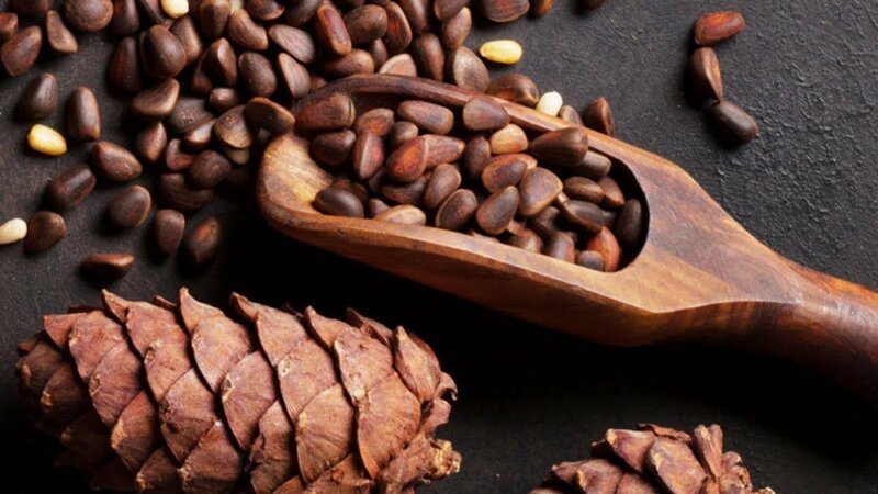 Why are pine nuts useful for women?