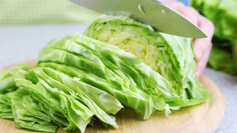 The chemical composition and calorie content of boiled cabbage, the rules for its preparation