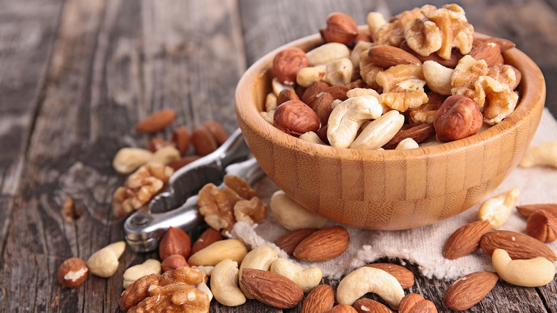Composition, calorie content, energy value, glycemic index of nuts, benefits and harms