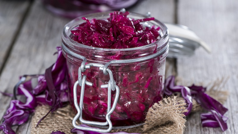 Sauerkraut recipes with various ingredients