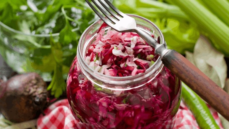 Sauerkraut recipes with various ingredients