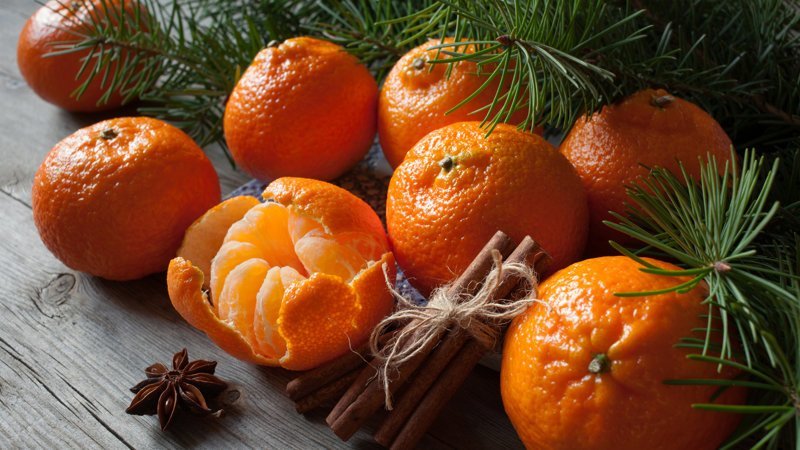 Is it possible to eat tangerines while losing weight and how they affect the fight against excess weight