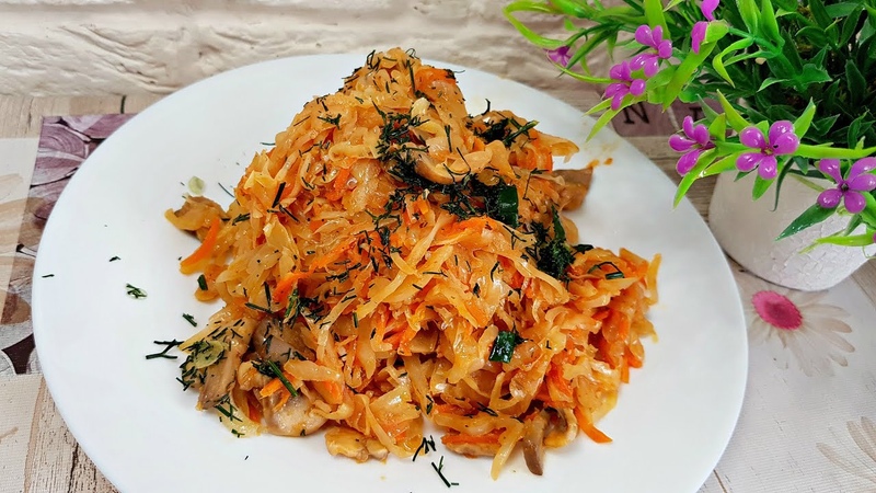 Is it possible to eat stewed cabbage while breastfeeding and will it harm the baby