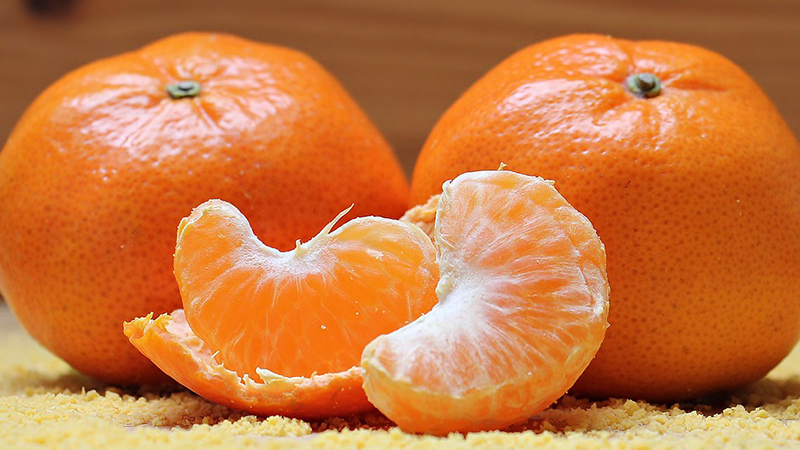 The benefits and harms of tangerines for women