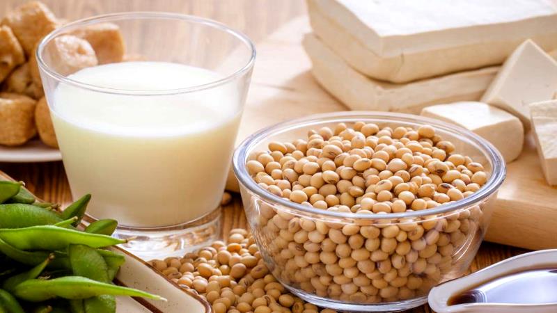 The benefits and harms of soy for women of different ages
