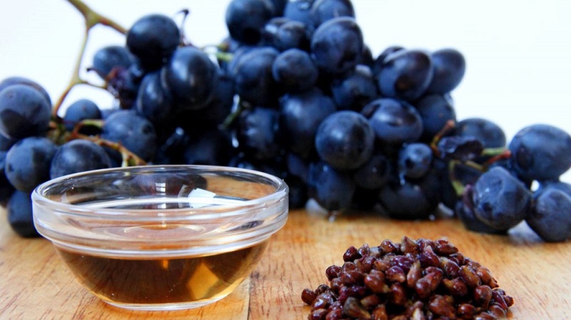 The benefits and harms of grape seed for the body