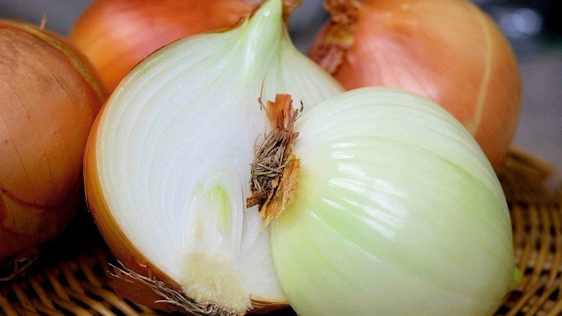 The incredible benefits of onions for men