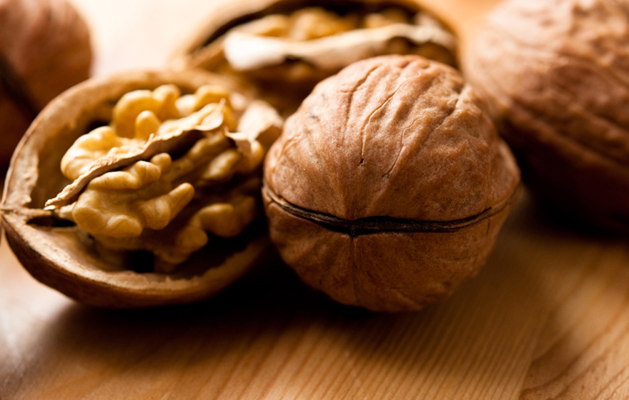 The use of walnuts for weight loss: is it possible to eat and how much