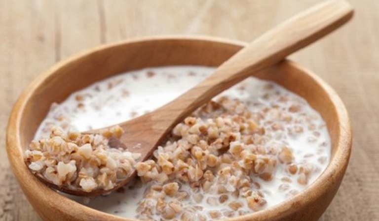 Is it possible to eat buckwheat with milk: what are the benefits and harms of such a combination