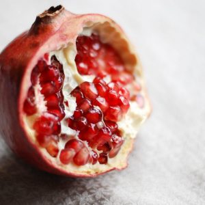 How to properly store pomegranate at home