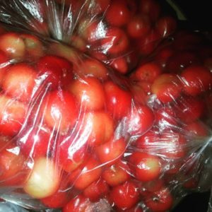 Recommendations on how to store cherries at home fresh and processed