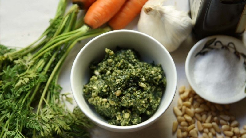 Incredible healing properties of carrot tops: recipes and contraindications