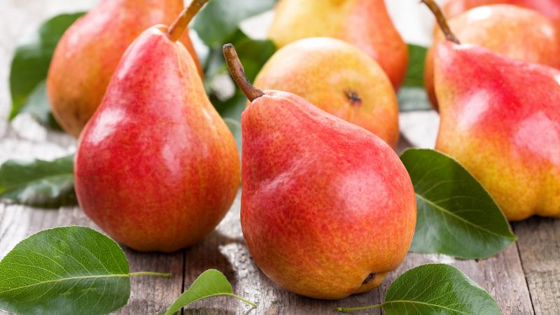 The benefits and harms of pears for women