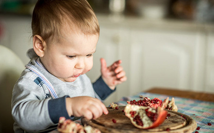 Pomegranate - norms of use per day, is it possible to eat with seeds