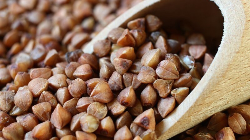 The chemical composition and nutritional value of buckwheat - a detailed description with tables