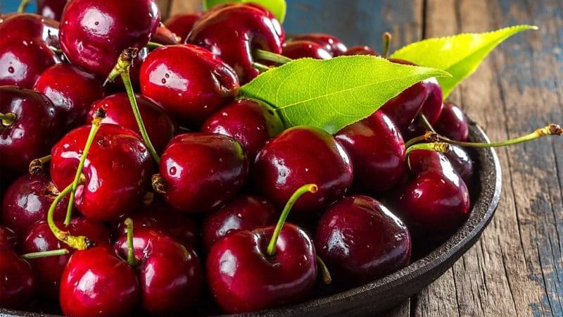 Why are cherry berries useful for a woman's body