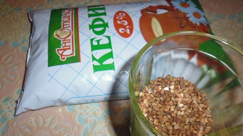 How many kcal are in raw buckwheat with kefir? Calorie content of boiled porridge on kefir