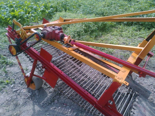 How to make a potato digger with your own hands: step-by-step instructions from A to Z
