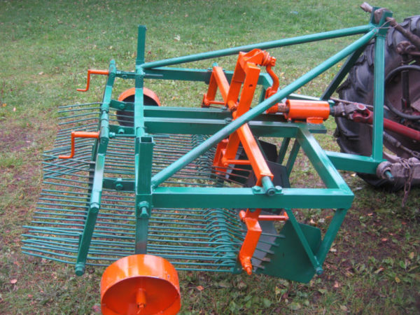 How to make a potato digger with your own hands: step-by-step instructions from A to Z